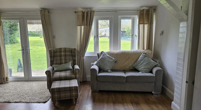 Dunmow 1-bed Cabin, Sleeps 4, 10 Mins to Stansted