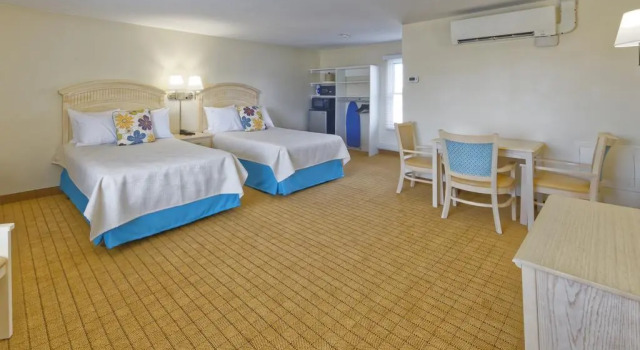 Четырёхместный номер Standard Dunes Court