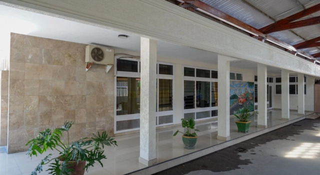 Alam Raya Hotel by RedDoorz, Prenota Hotel Hotel a Sulawesi con parcheggio, Parcheggio