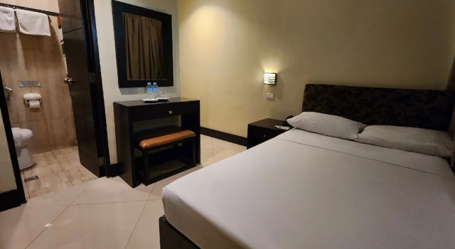 Номер Business Green Glass Hotel