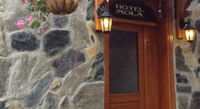 Hotel Mola