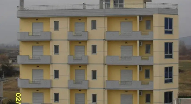 Hotel Restaurant Globi, Book Hotel Hoteller i Velipojë med parkering, Parkering