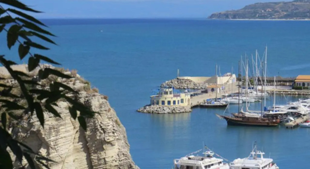 Casa Belle Vacanze, Prenota Hotel Hotel a Calabria con parcheggio, Parcheggio