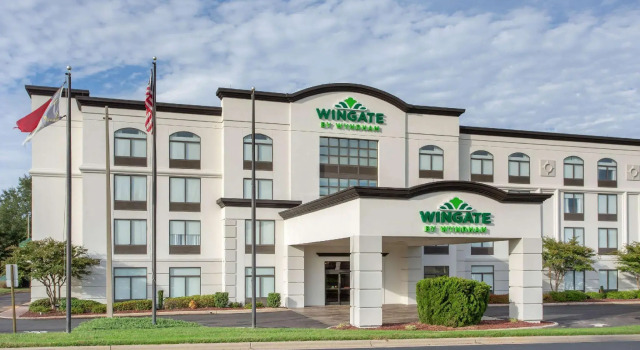 Четырёхместный номер Standard La Quinta Inn & Suites by Wyndham Mooresville