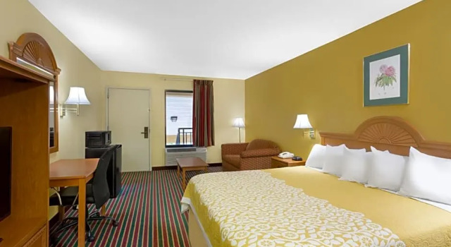 Студия Deluxe Days Inn by Wyndham Biscoe