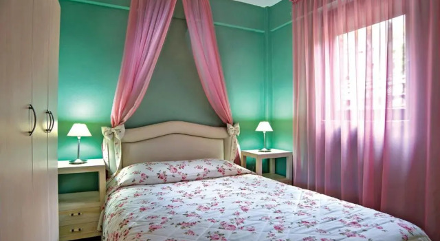 Naiades Village, Rezervați Hotel Hoteluri în Polydrossos cu parcare, Parcare