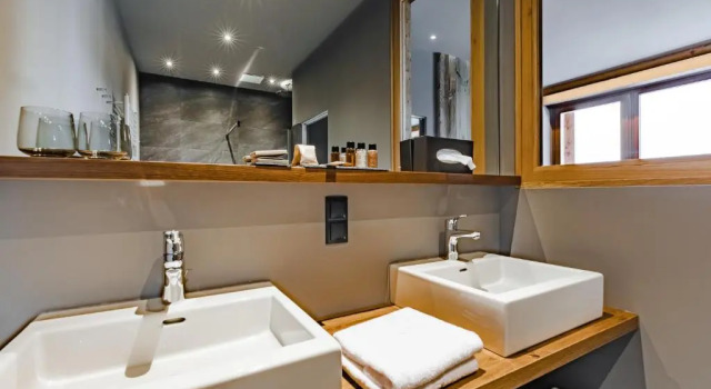 Люкс Пентхаус ALMMONTE SENSUM SUITES - Funky Living Hotel