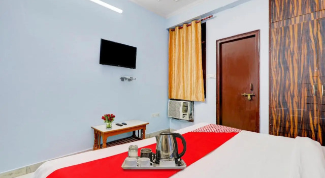 OYO 87646 Hotel Pacific Blue