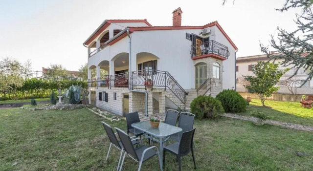 Апартаменты с балконом Apartmani Katalin