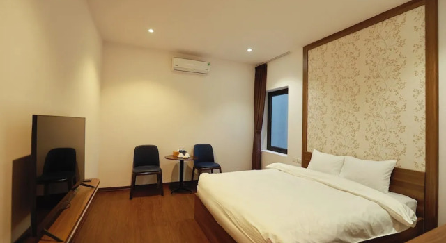 Номер Standard Le Grand Hotel HN - by BAY LUXURY