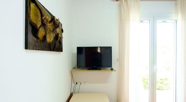 Коттедж Chill & Relax Home with Pool near Beach