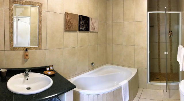 Люкс Lavender Moon Guest House