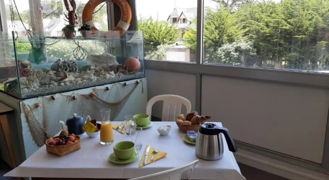Home des Pins SARL, Buchen Sie Hotel Penthievre Quiberon Bay