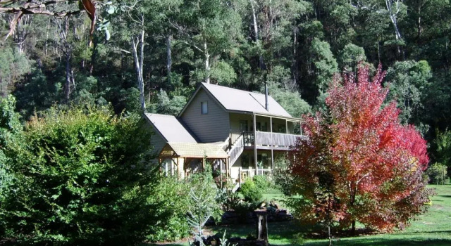Шале Superior shady brook cottages