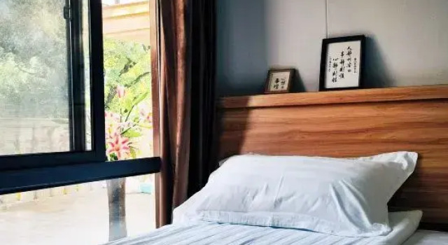 Zhuji Wuxie Chunweigé Homestay, Prenota Hotel Hotel a Shaoxing con parcheggio, Parcheggio