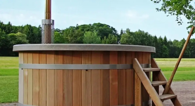 Коттедж Beautiful Holiday Home With hot tub