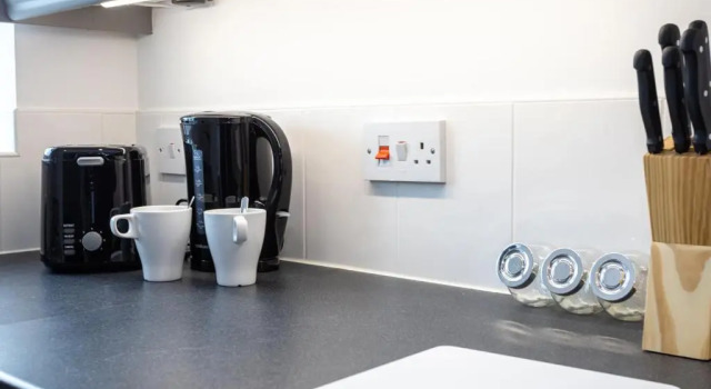 Pillo Rooms Apartments - Trafford, Boek Appartement Trafford Merseyside