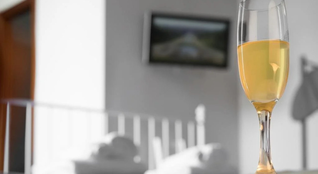 Bed And Breakfast OPazzariello, Забронировать Отель Неаполь Кампания, рядом с Музей университета науки и искусств