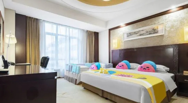 Люкс Hongrun Huaxia Hotel