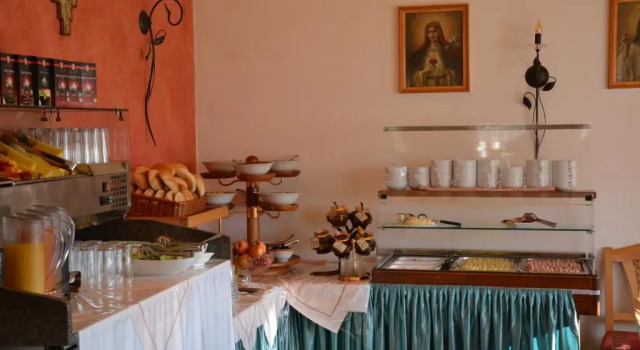 Hotel Rosenberg, Забронировать Отель Отели Еннерсдорф 3 звезды, 3*