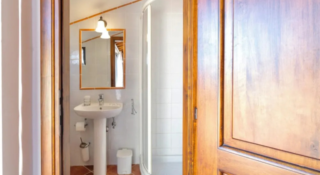 Апартаменты ISA-Holiday-Home with swimming-pool in San Gimignano, apartments with air conditioning and private outdoor area