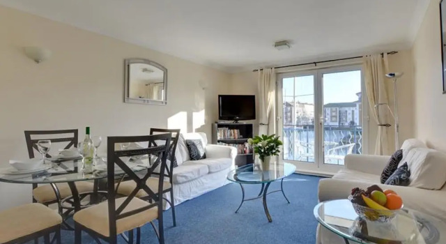 Cozy Apartment in Brighton near Sea, Забронировать Апартаменты/квартира Отели Исторического графства Суссекса с парковкой, Парковка