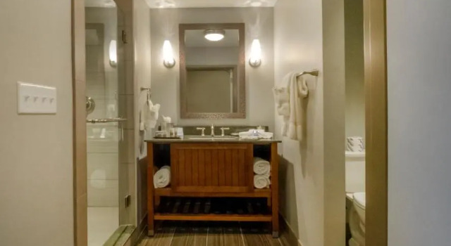 Двухместный номер Standard с балконом Chautauqua Harbor Hotel - Jamestown