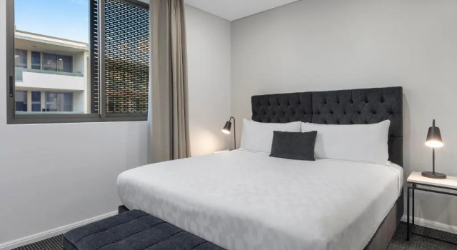 Люкс с 2 комнатами Meriton Suites North Ryde