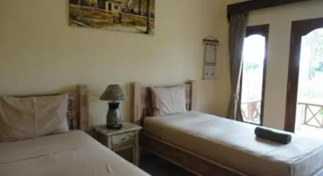 Adinda Bungalows, Book Hotel Hotels in Lombok with Parking, Parking