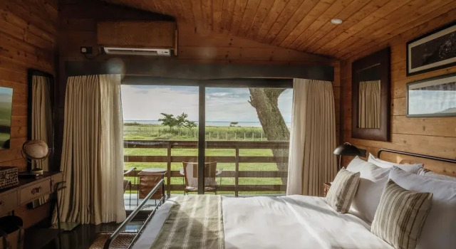 Номер Standard с балконом Rhino and River Wildlife Retreat & Spa, Pobitora-Member of SLH Hilton Hotels