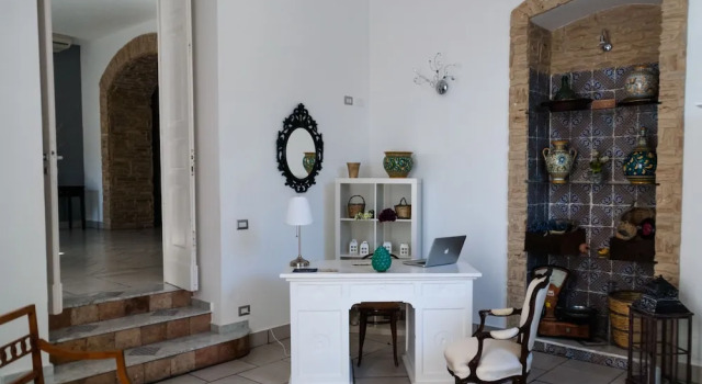 Villa Jacona, Забронировать Вилла Коттеджи Кальтаджироне, Коттедж