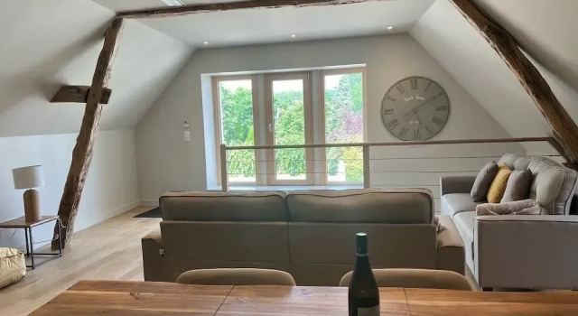 Апартаменты Appartements Domaine Gueguen Chablis