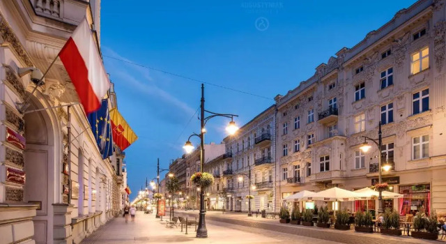 Royal Aparthotel Piotrkowska 33, Забронировать Апартаменты/квартира Отели Лодзинское воеводства с парковкой, рядом с Улица Петрковская, Парковка