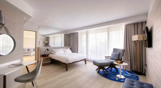 Двухместный полулюкс с террасой с видом на залив Radisson Blu Hotel Nice