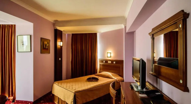 Одноместный номер Standard Diplomat Plaza Hotel & Resort