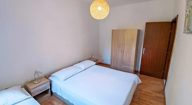 Leana Apartments , Island of Brač
