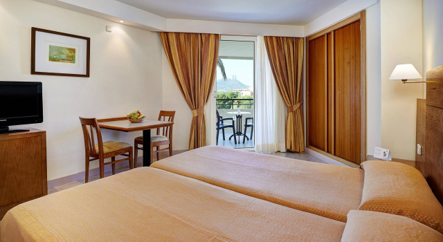 Hipotels Bahía Grande Aparthotel, Reserva ahora Apartahotel Cala Millor Mallorca