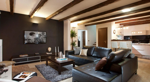 Beautiful, attractive villa with private pool, covered terrace, Porec 7 km