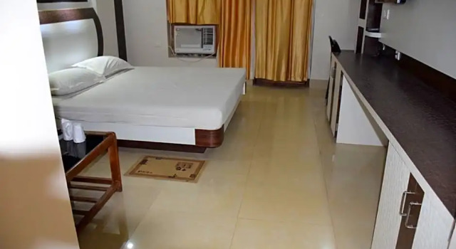 Camera Deluxe Hotel Naren Palace
