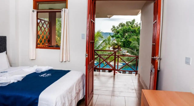 Laguna Azul Hotel & Suites, Book Hotel Hotels in San Martin with a Pool, Swimming Pool