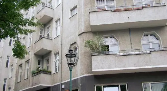 Elegante Altbauwohnung (CB1), Prenota Hotel Hotel a Berlino con parcheggio, Parcheggio
