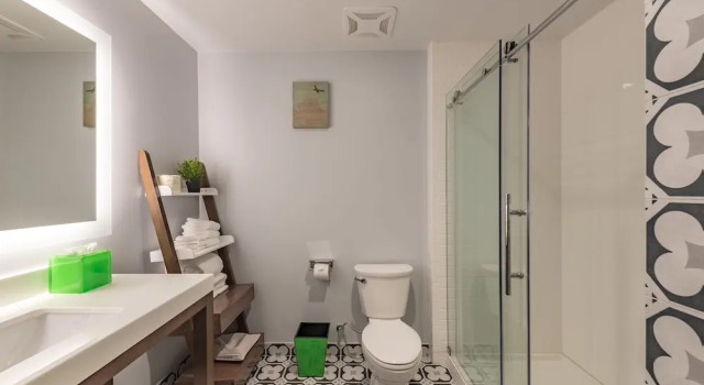 Четырёхместный номер Classic Lexen Hotel - North Hollywood Near Universal Studios