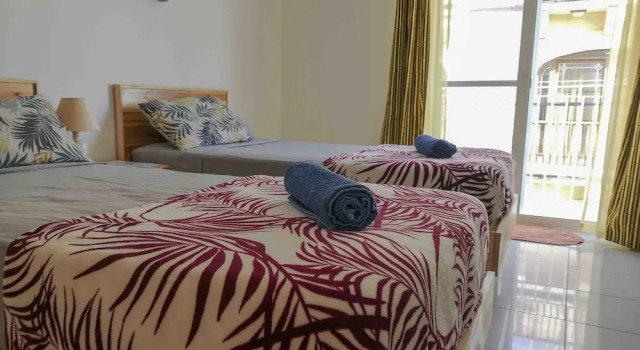 Дом Superior All Nations Holiday Home