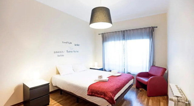 Spacious 2BR Flat in Gaia by LovelyStay, Забронировать Отель Вила Нова ди Гайя 