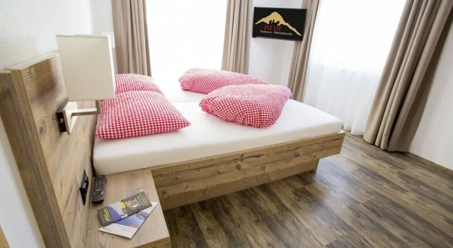 Habitación familiar Estándar con vista a la montaña Piz Ot