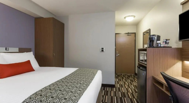 Номер Economy Microtel Inn and Suites by Wyndham Kitimat