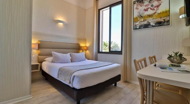 Двухместный номер Standard с видом на море Golf Hôtel