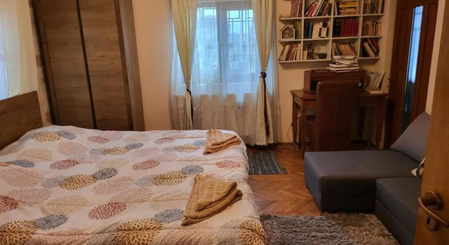 Vila Magnolia, Забронировать Отель Отели Арджеш с парковкой, Парковка