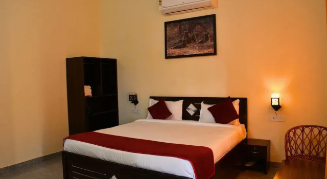 Ranthambore Village Serai, Book Hotel Hoteller i Rajasthan med pool, Swimmingpool