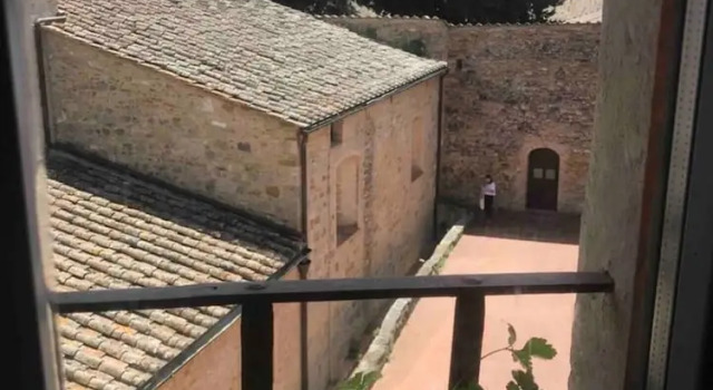 Апартаменты Stylish Luxury Loft Sleeps 4 San Gimignano Tuscany